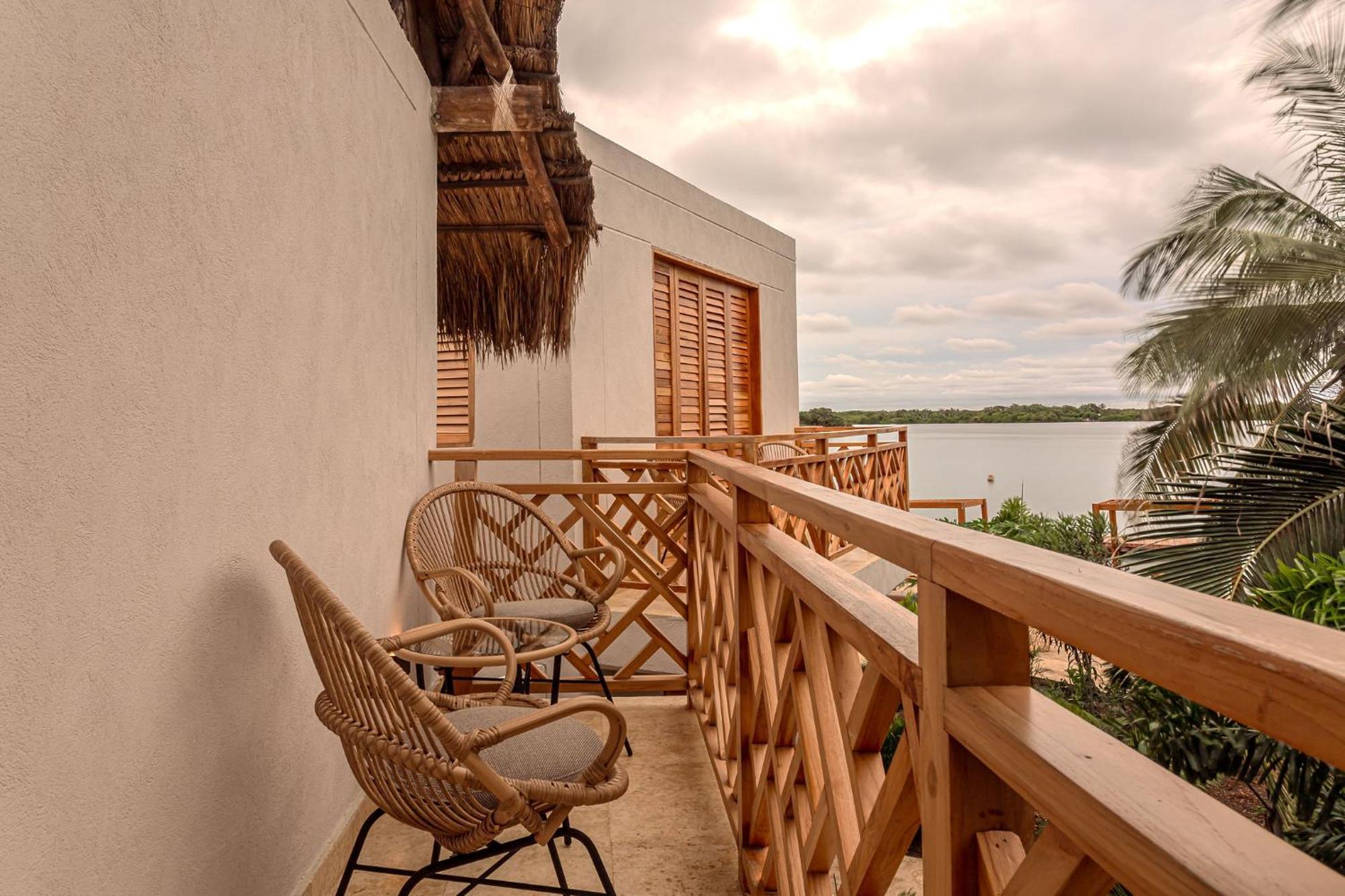 Hotel Islawa Soy Local - Isla Privada Baru