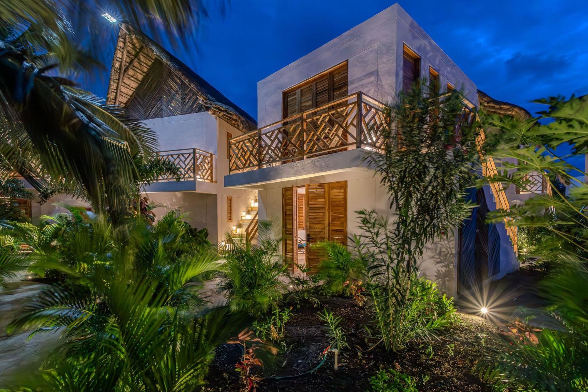 Hotel Islawa Soy Local - Isla Privada Baru